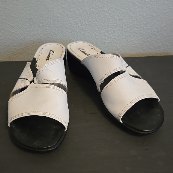 Clark's White Open Back Sandals Size 8 - Picture 1 of 8